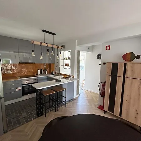 Apartament Simply Yellow